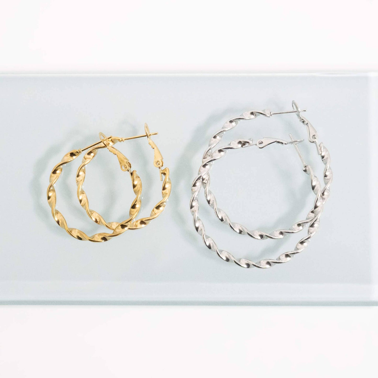 18K Gold PVD Stainless Steel Twist Hoop Earrings: Gold / 30mm