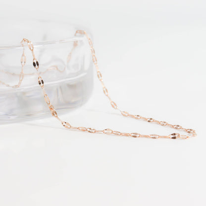 Stainless Steel Lip Chain Necklace: Gold / 18"