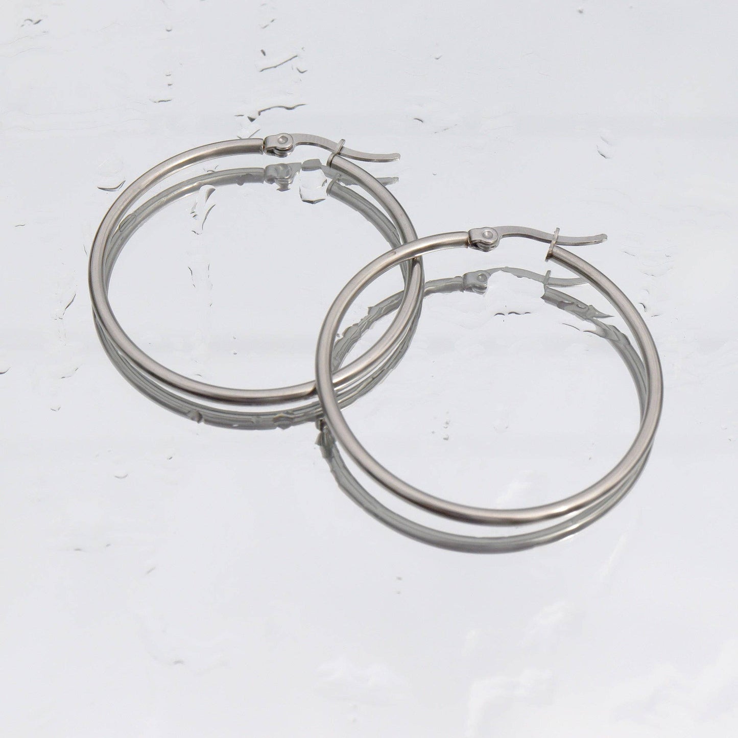 18K Gold PVD Stainless Steel Round Tube Hoop Earrings: Gold / 25mm