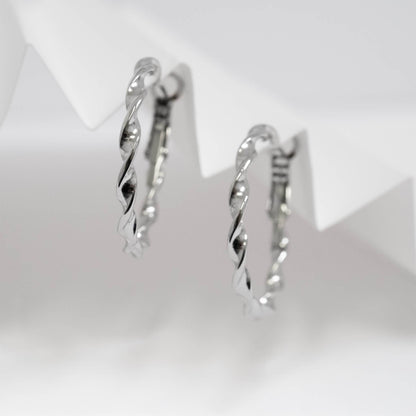 18K Gold PVD Stainless Steel Twist Hoop Earrings: Gold / 30mm
