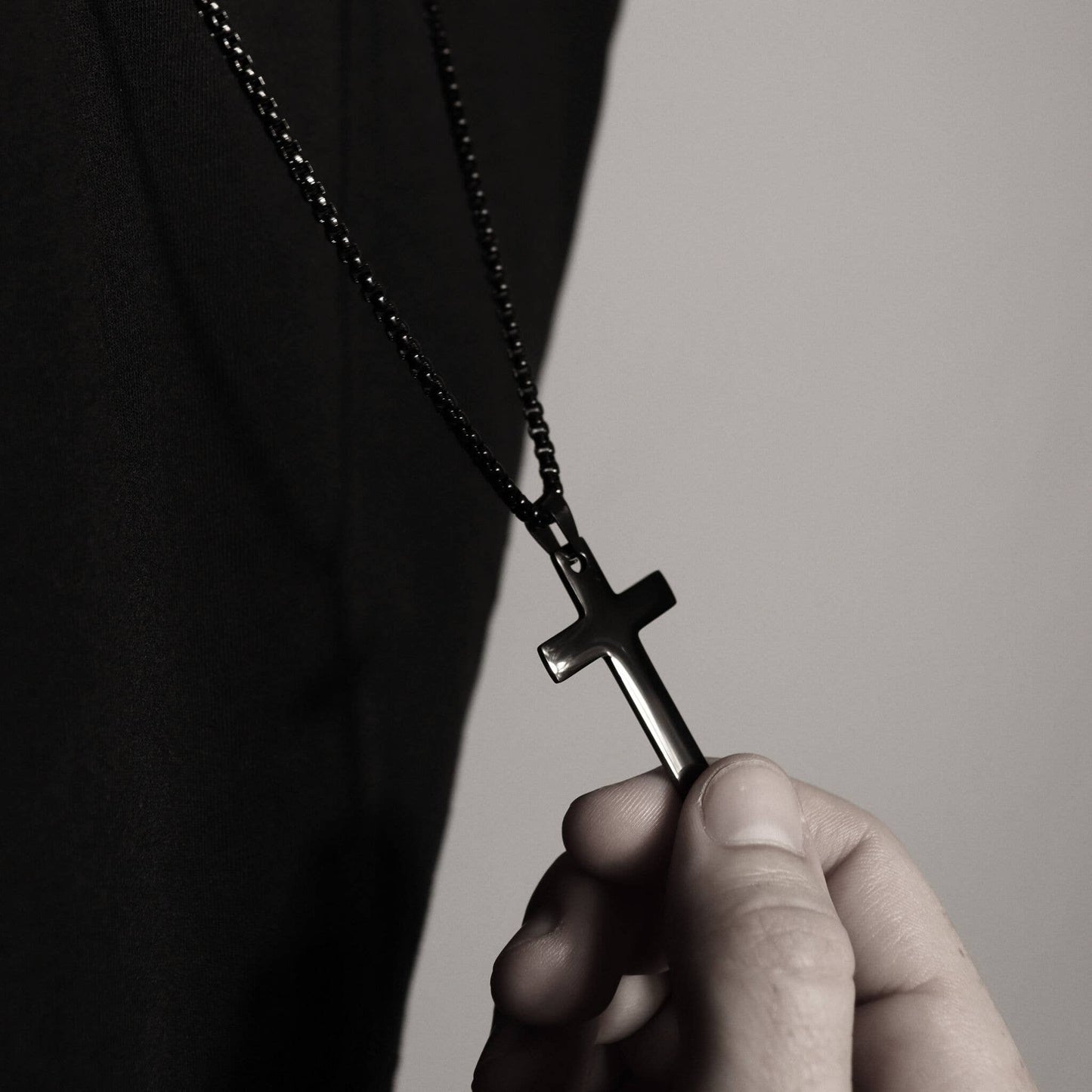 Stainless Steel Box Chain Cross Necklace: Stainless / 40mm