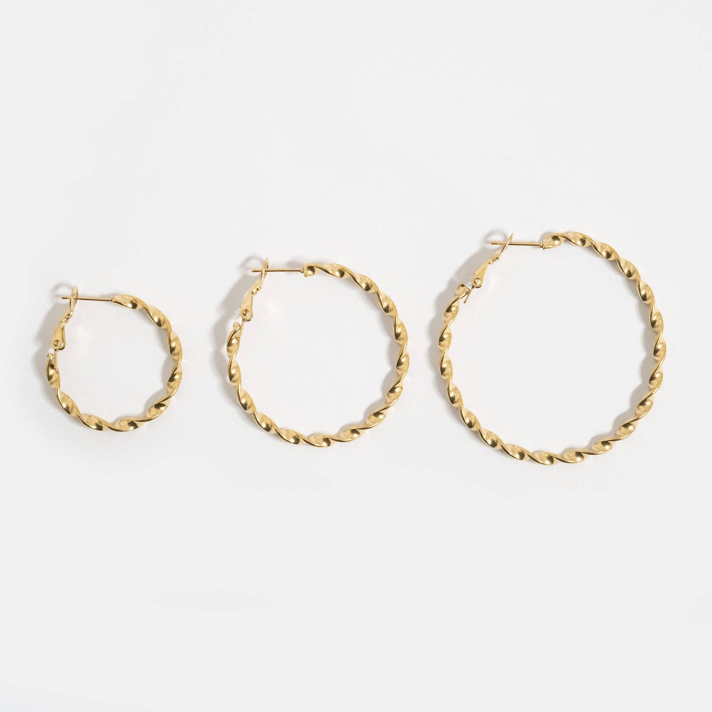 18K Gold PVD Stainless Steel Twist Hoop Earrings: Gold / 30mm