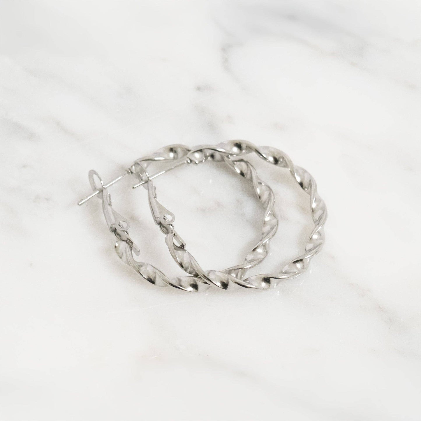 18K Gold PVD Stainless Steel Twist Hoop Earrings: Gold / 30mm